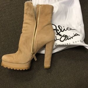 Alice and Olivia Holden leather bootie in Tan